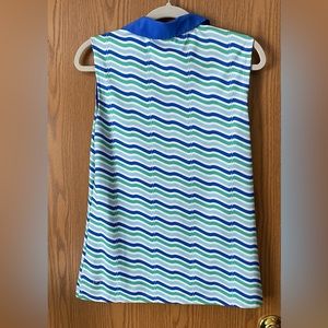 Short sleeve collared golf shirt